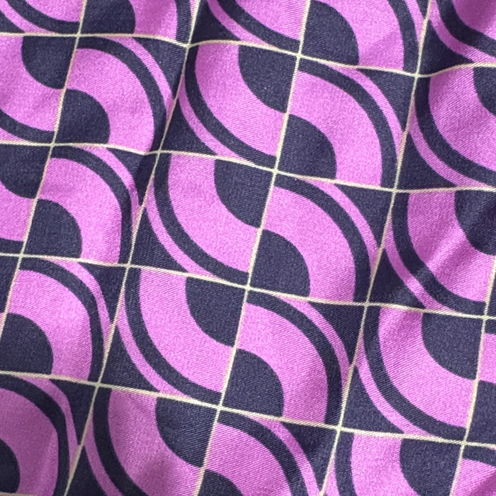 Gap 100% Silk Square Scarf Purple Geometric Pattern Made in Italy - Picture 4 of 7